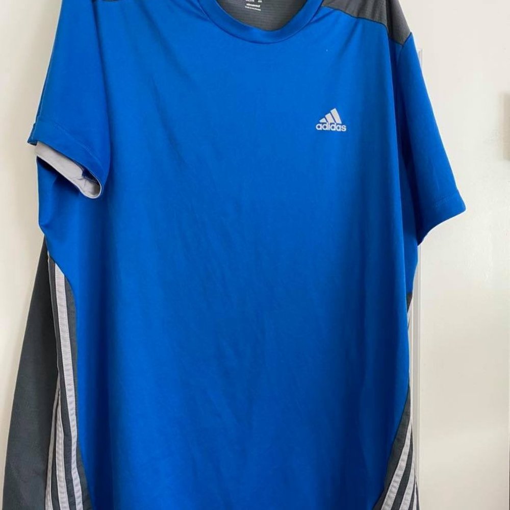 Adidas men's blue and white tee shirt size 2XL